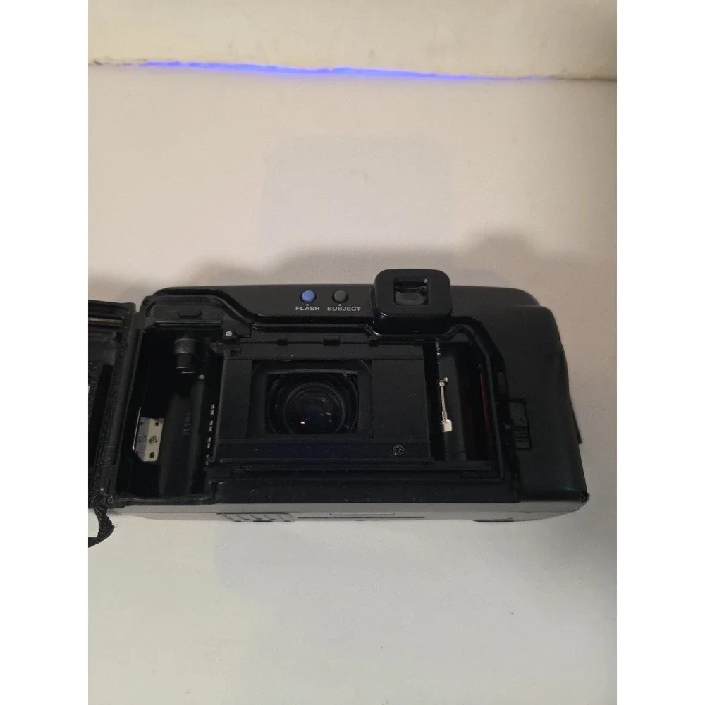 Olympus Infinity Zoom 230 35mm Film Camera - FOR PARTS SEE NOTES